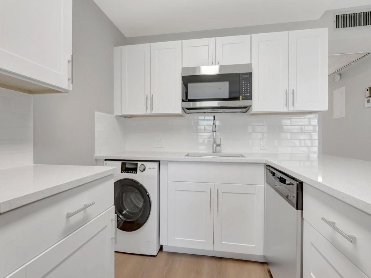 MLS #RX-11110410 image #0