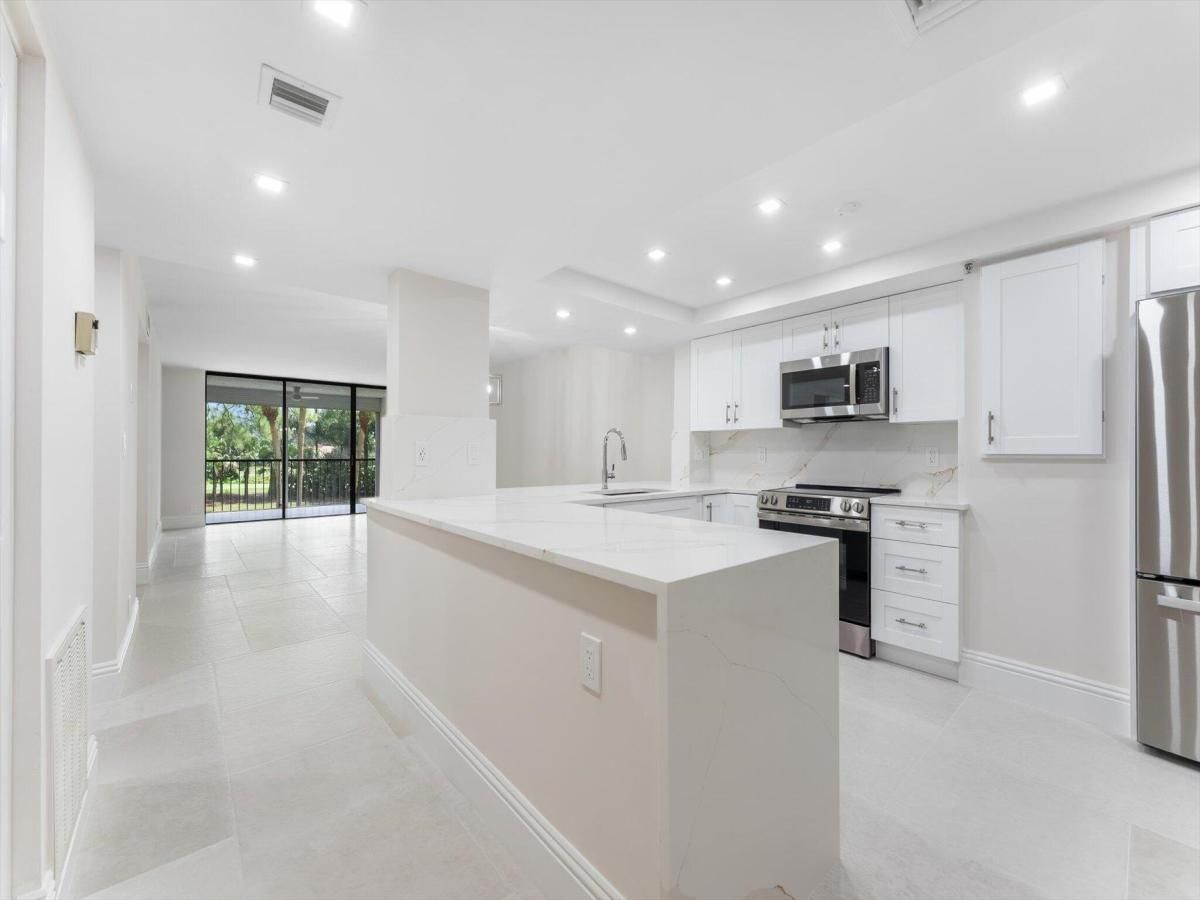 MLS #RX-11110710 image #0