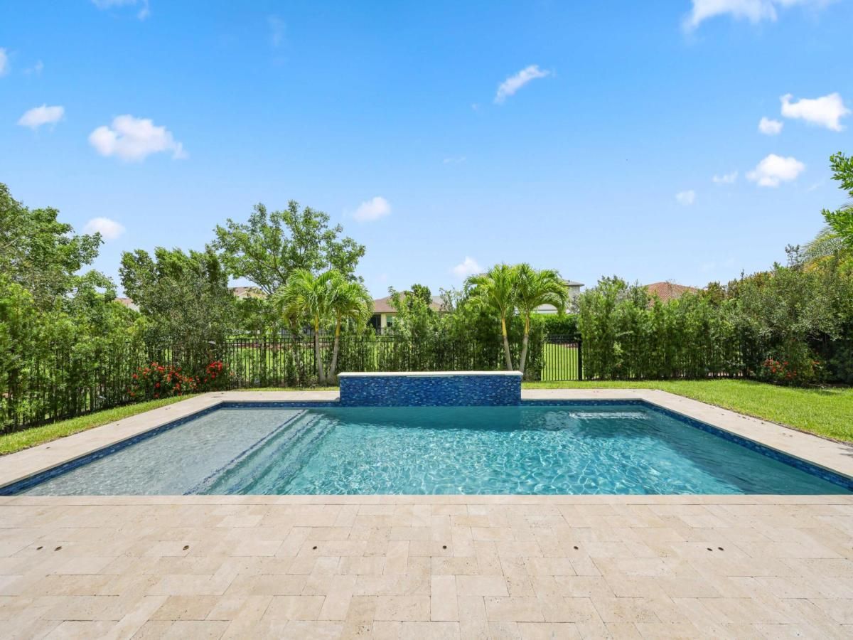 MLS #RX-11111172 image #0