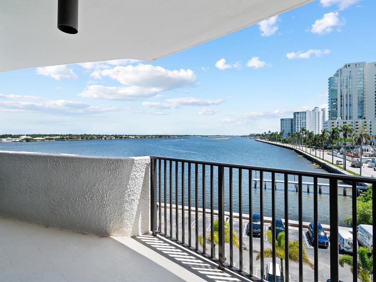 MLS #RX-11111366 image #0