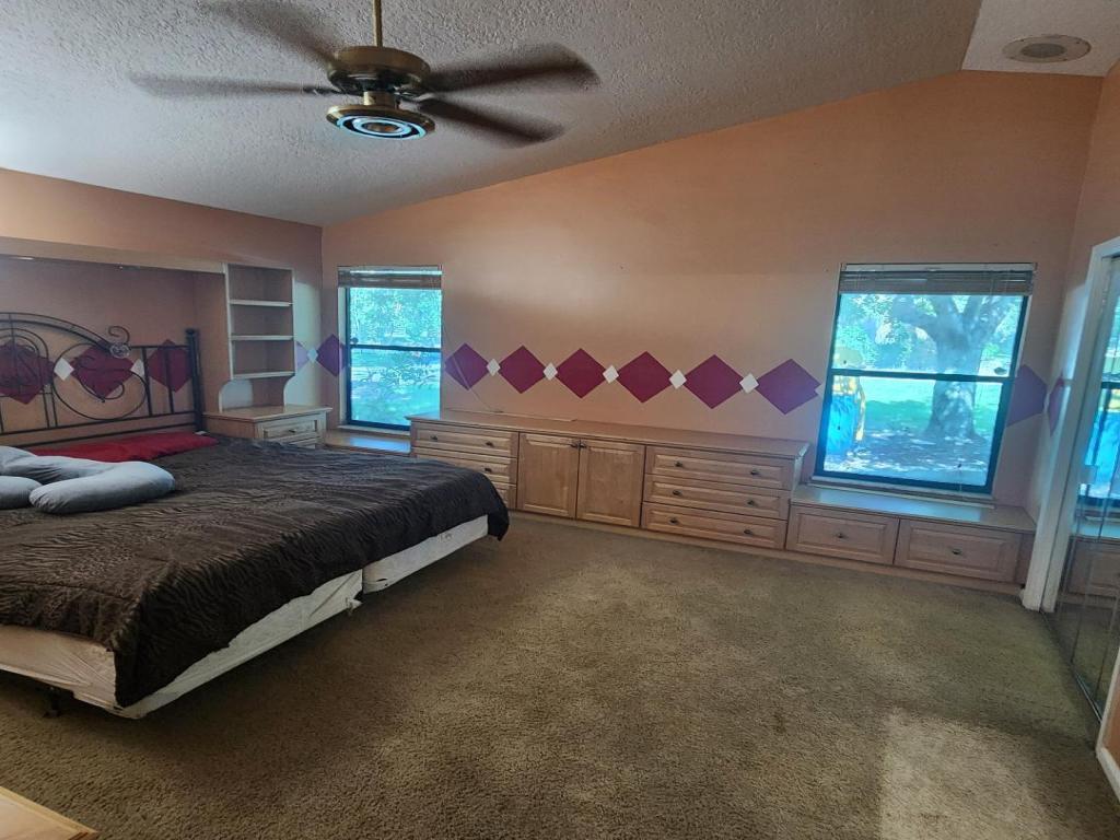 MLS #RX-11111395 image #0