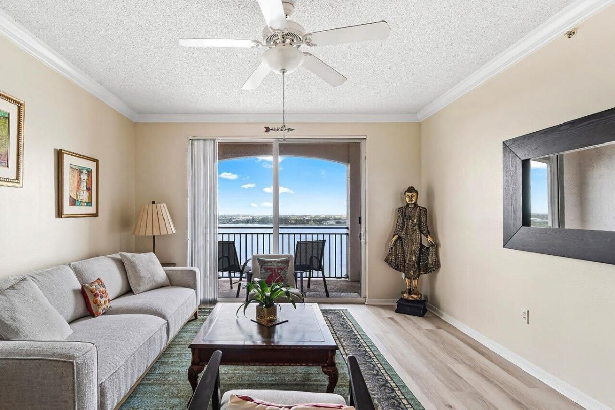 MLS #RX-11111865 image #0