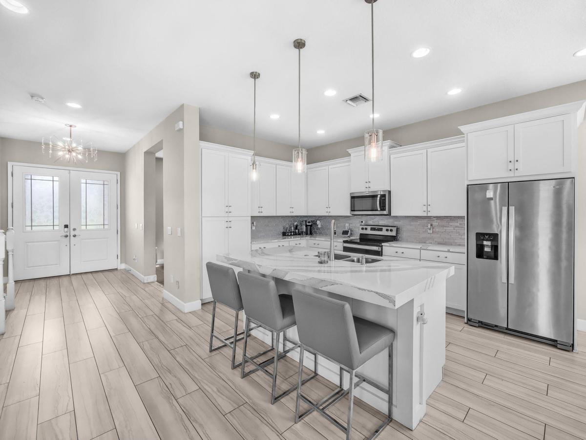 MLS #RX-11111904 image #0