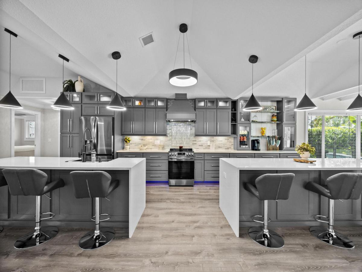 MLS #RX-11112655 image #0