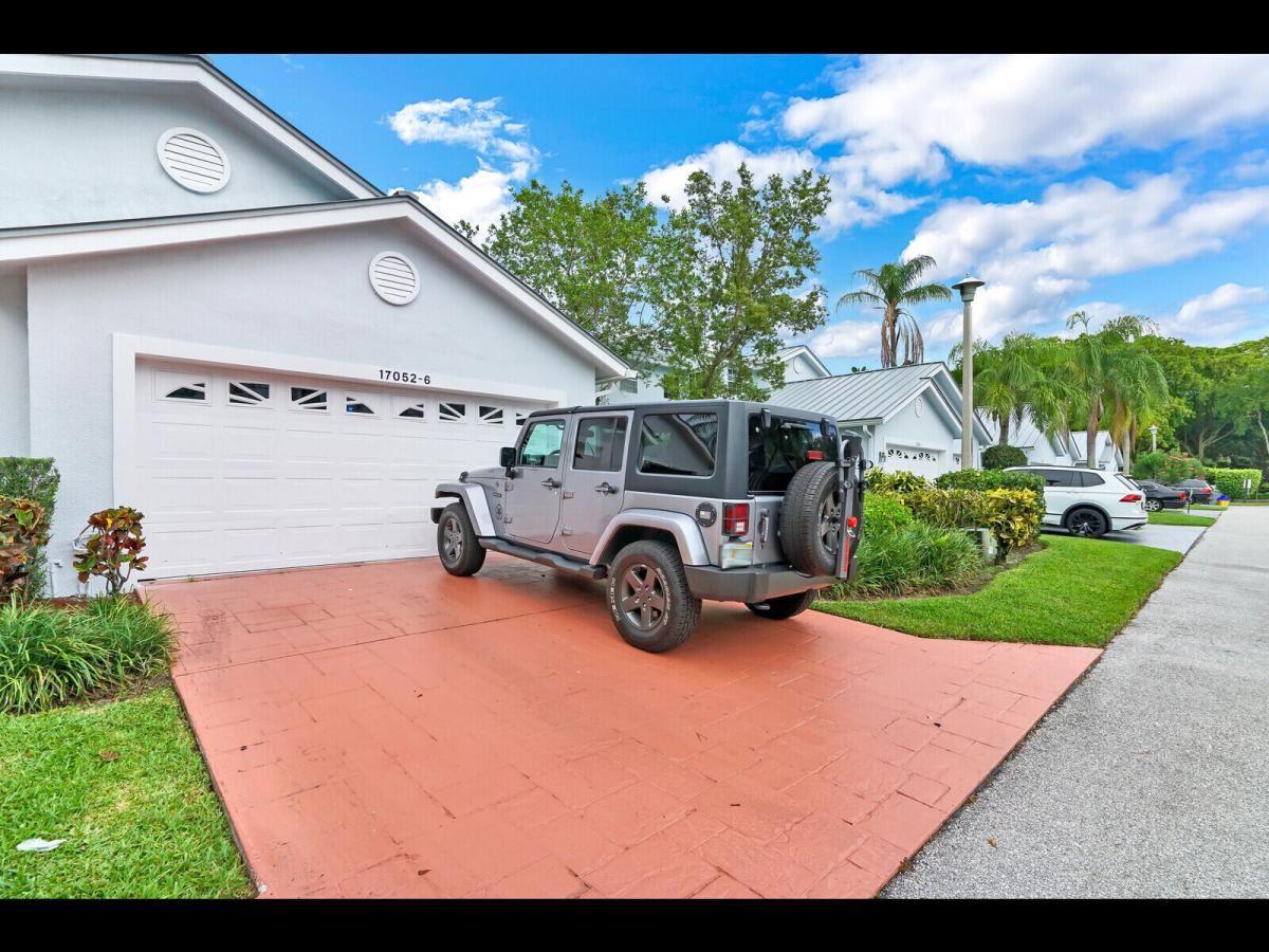 MLS #RX-11112736 image #0