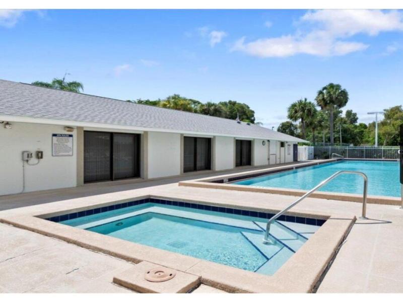 MLS #RX-11112849 image #0