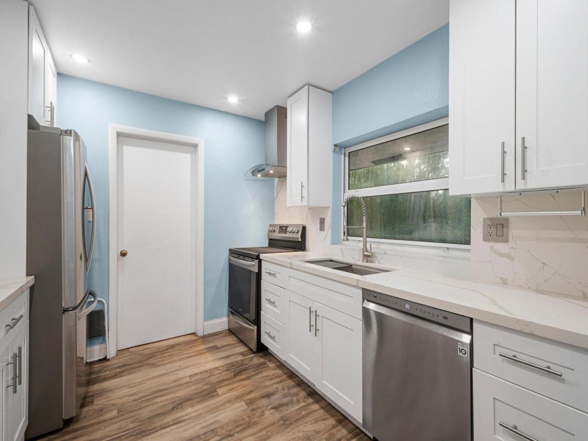 MLS #RX-11113264 image #0