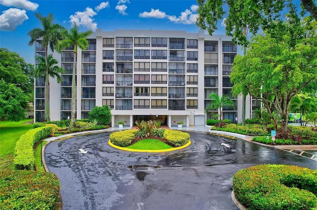 MLS #RX-11113444 image #0