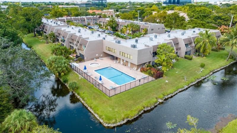 MLS #RX-11113693 image #0