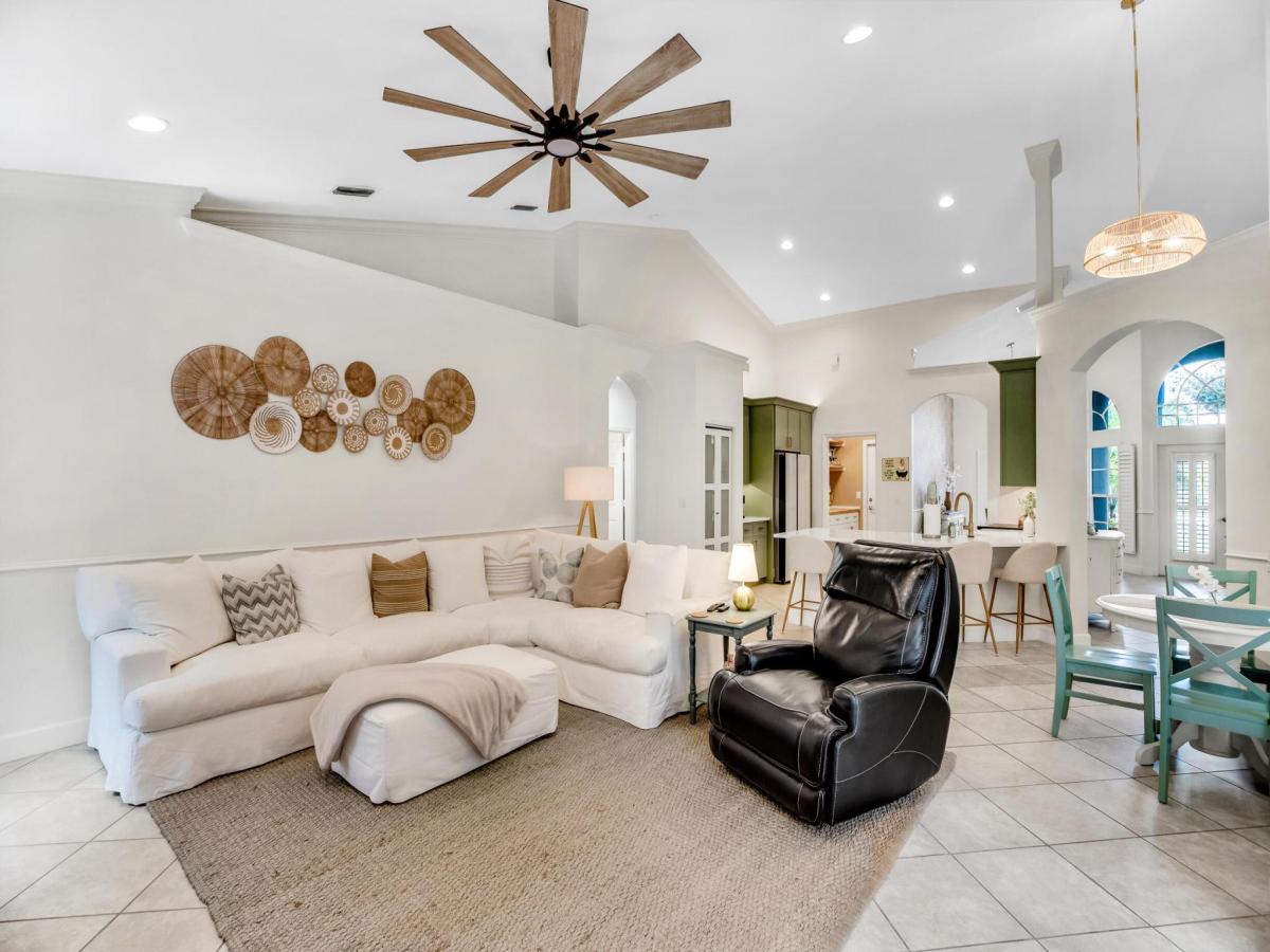 MLS #RX-11113751 image #0