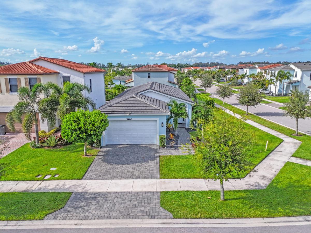 MLS #RX-11114285 image #0