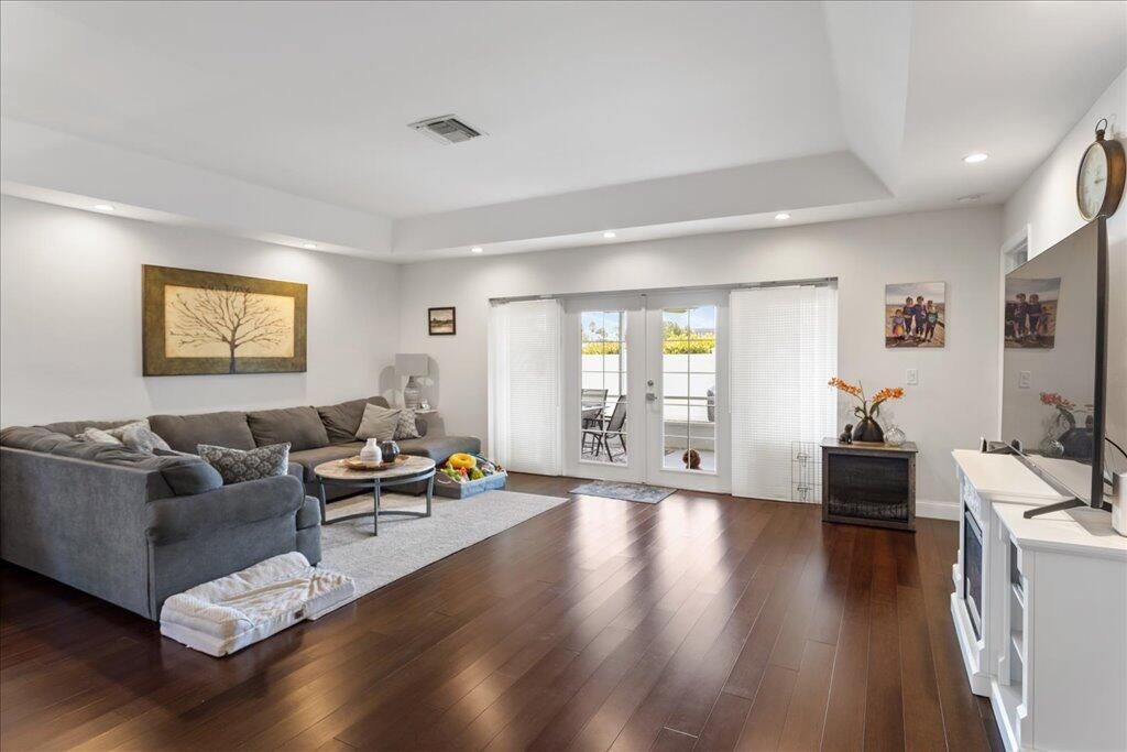 MLS #RX-11114752 image #0