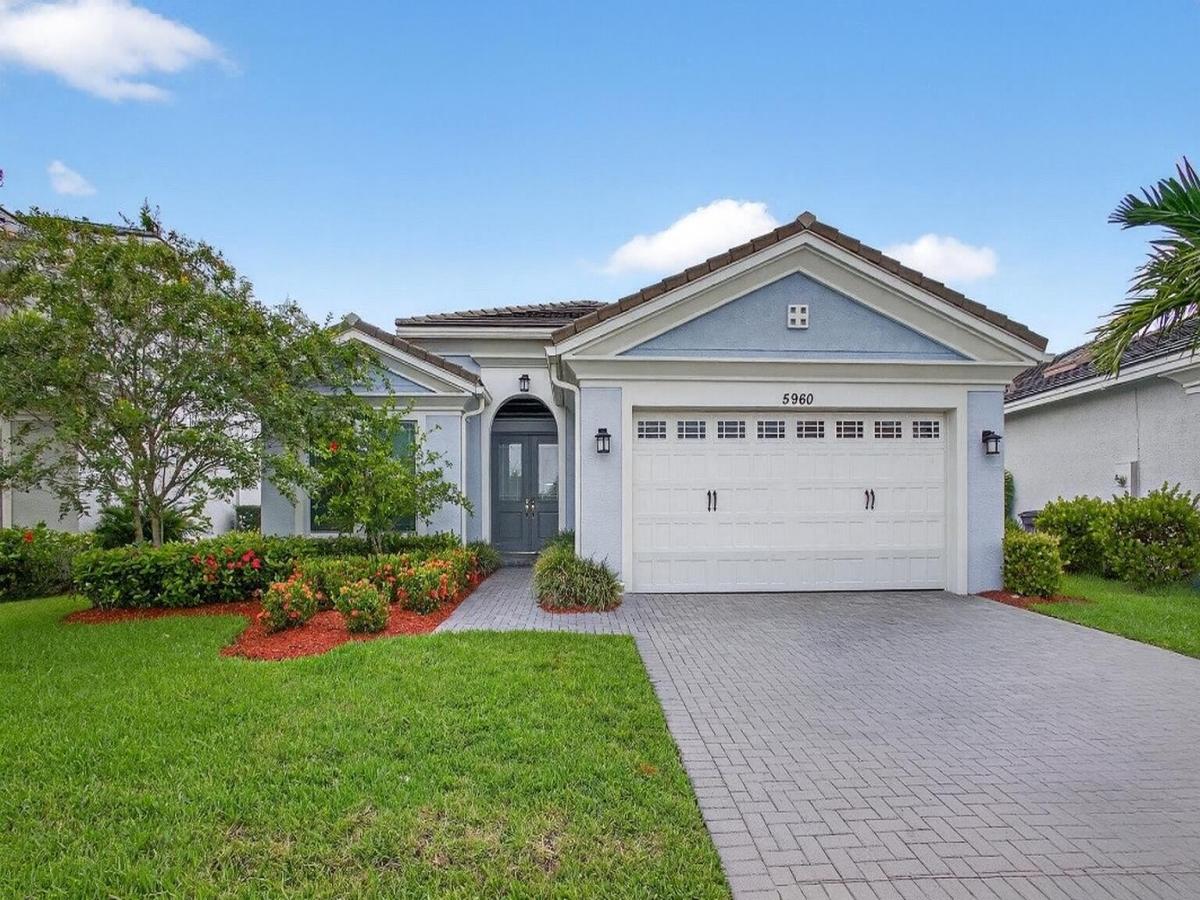 MLS #RX-11114770 image #0