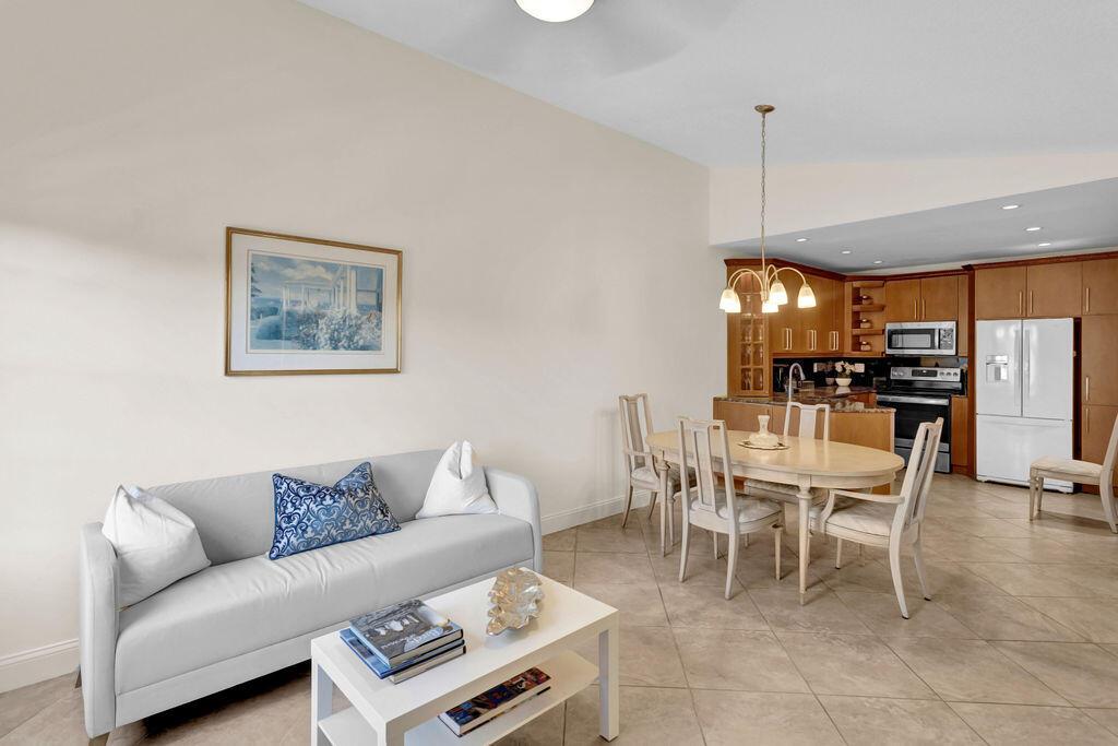 MLS #RX-11115138 image #0