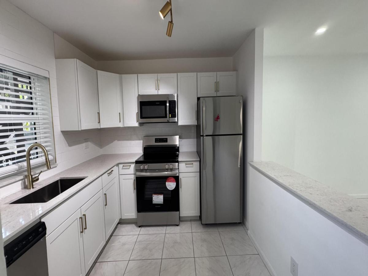 MLS #RX-11115402 image #0