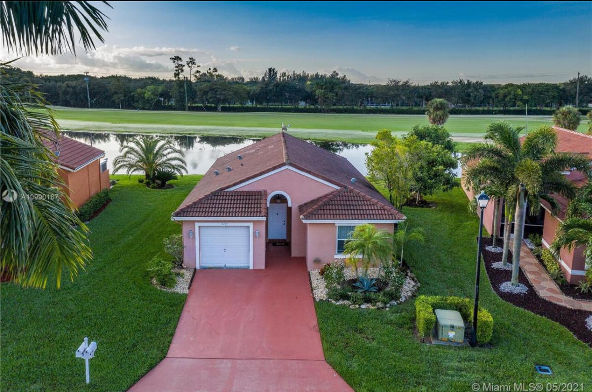 MLS #RX-11115834 image #0