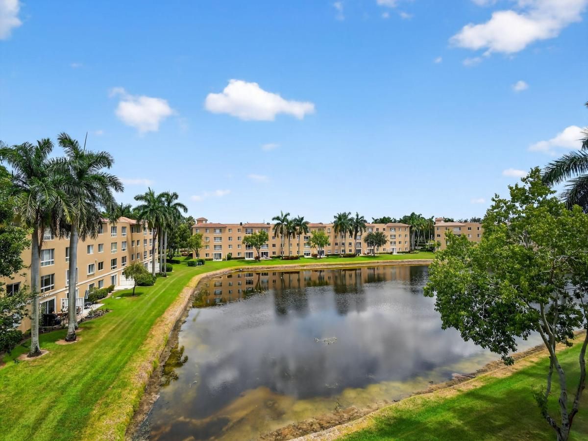 MLS #RX-11115863 image #0