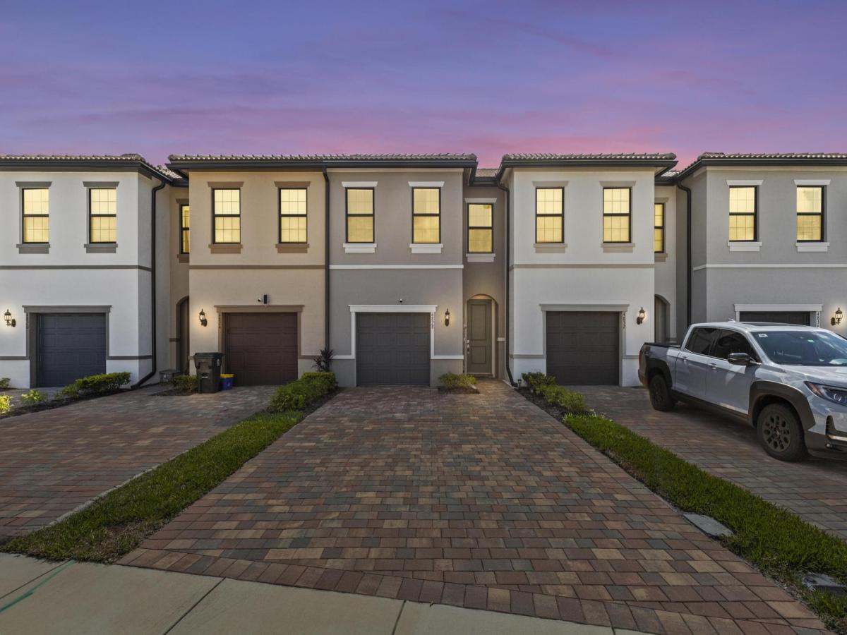 MLS #RX-11116145 image #0