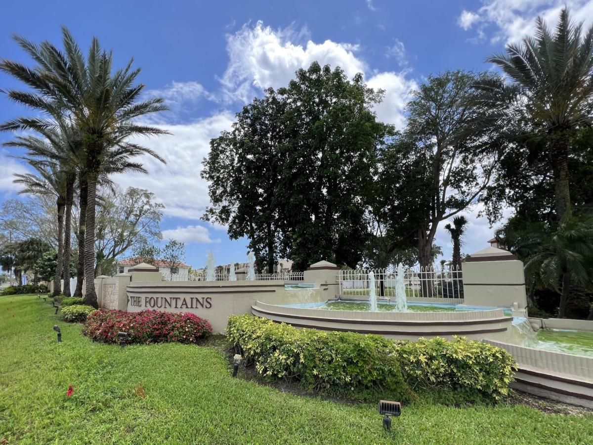 MLS #RX-11116192 image #0