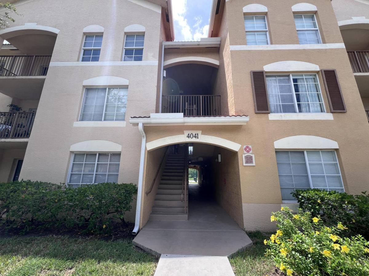 MLS #RX-11116299 image #0