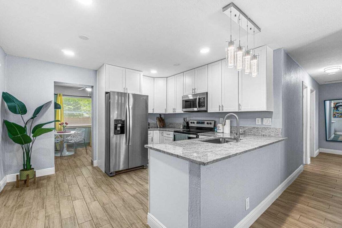 MLS #RX-11116331 image #0