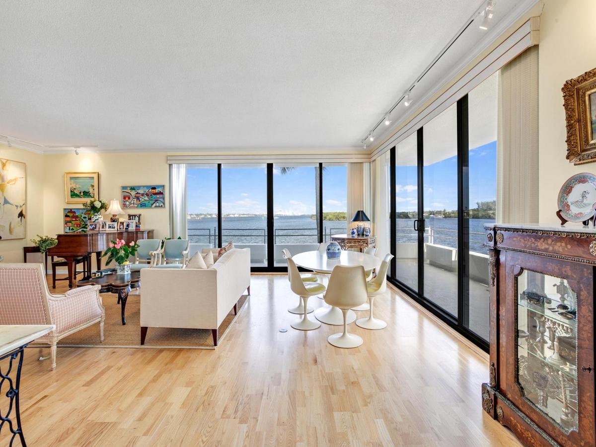 MLS #RX-11116598 image #0