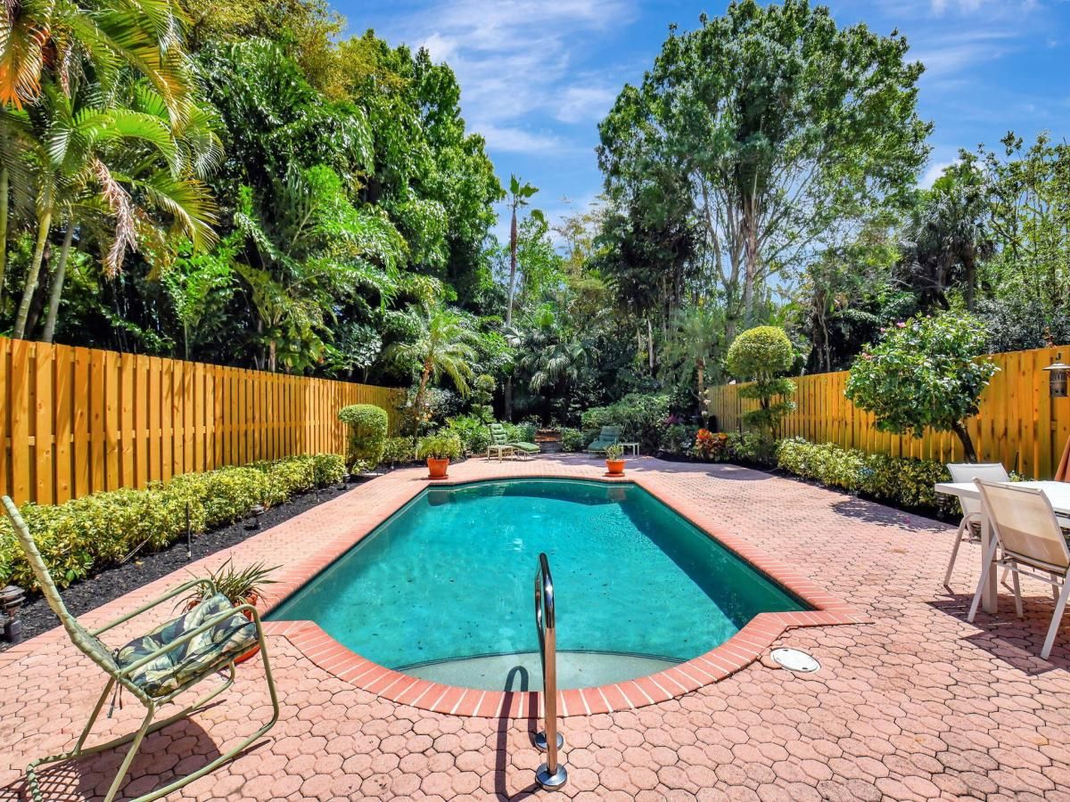 MLS #RX-11116682 image #0