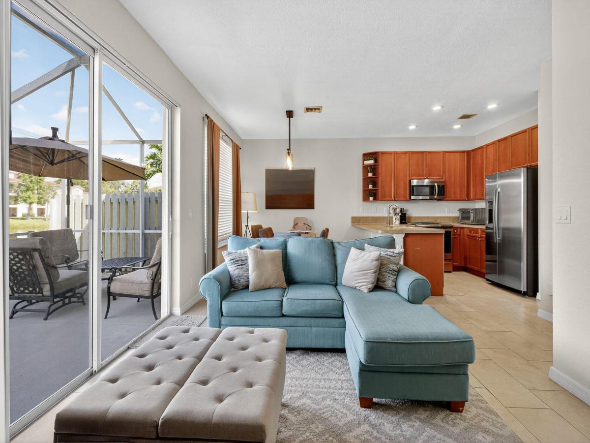 MLS #RX-11116841 image #0