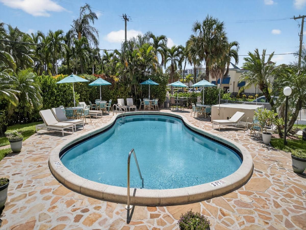 MLS #RX-11117134 image #0