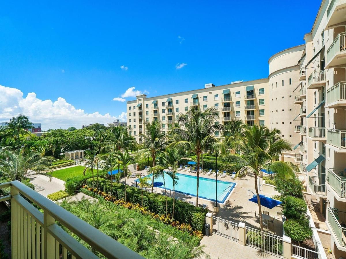 MLS #RX-11117298 image #0