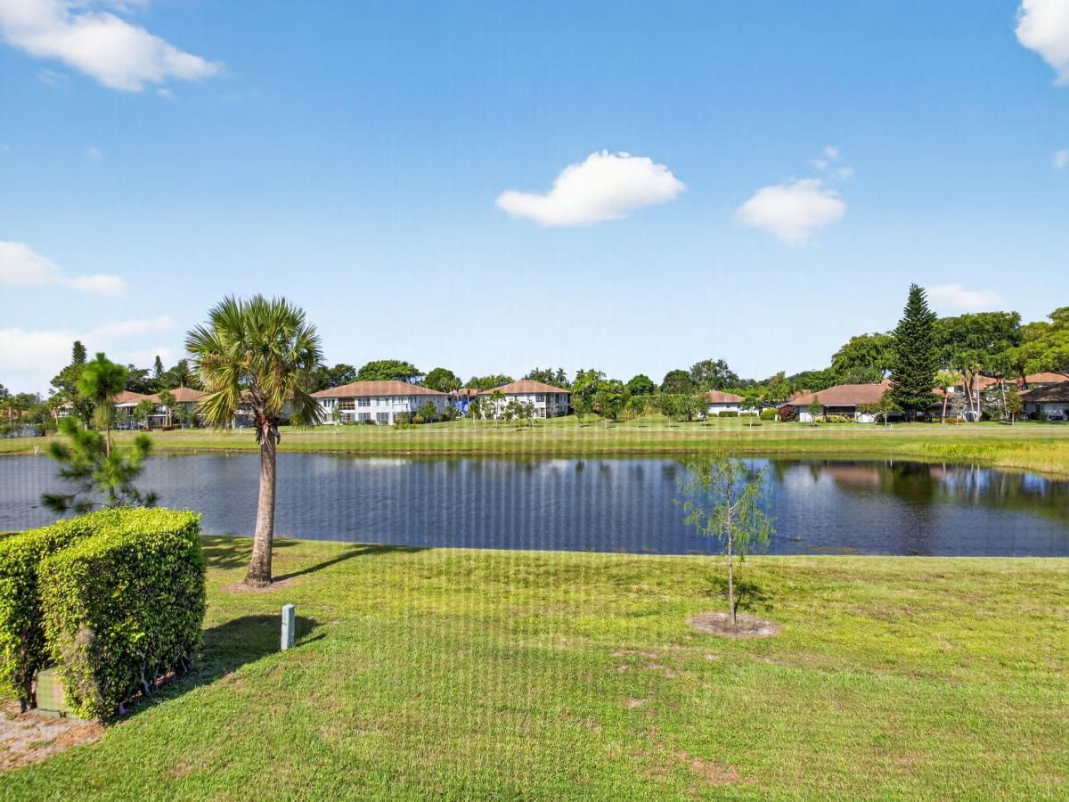 MLS #RX-11117603 image #0