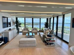 MLS #RX-11117734 image #0