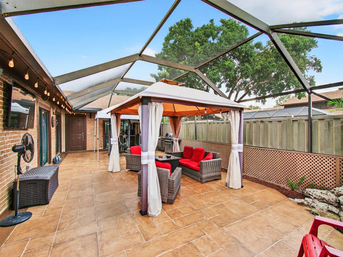 MLS #RX-11117794 image #0