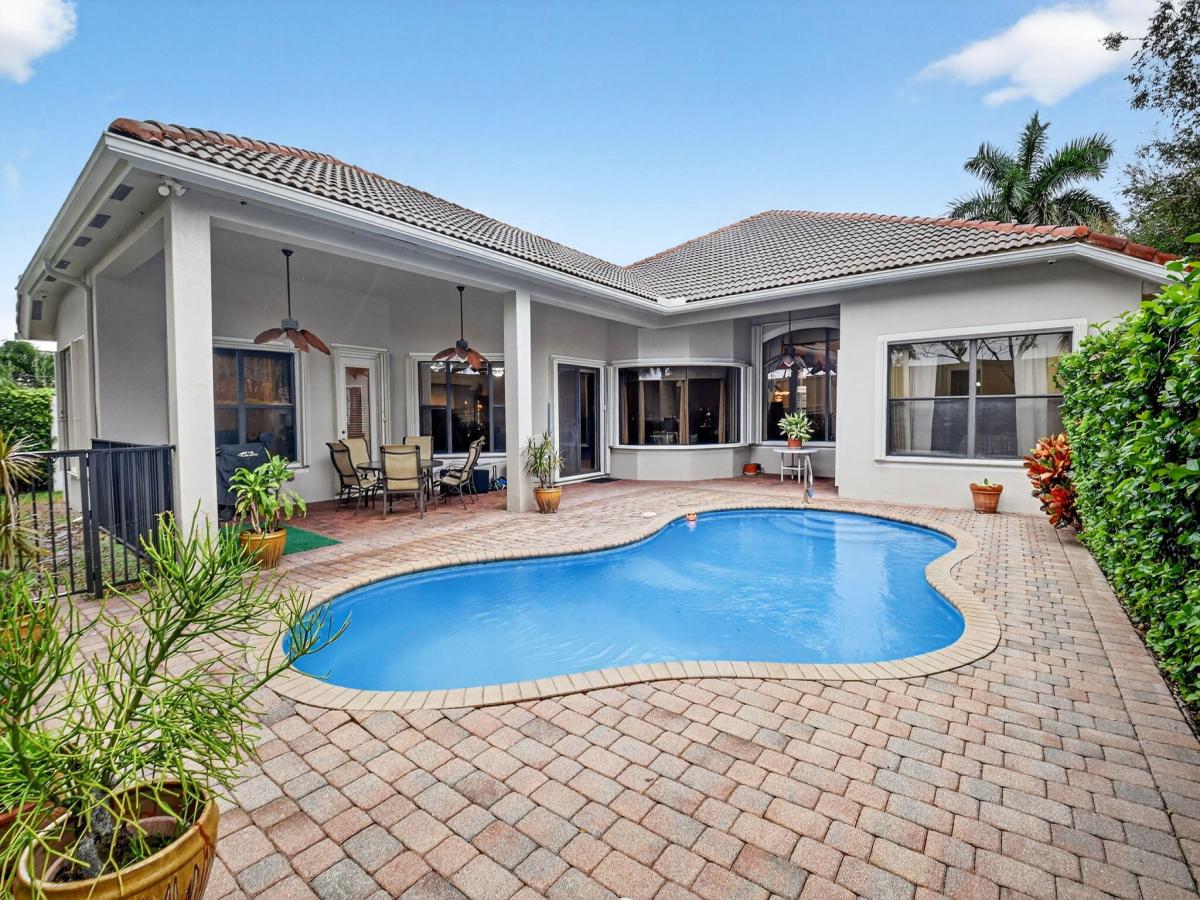 MLS #RX-11117905 image #0