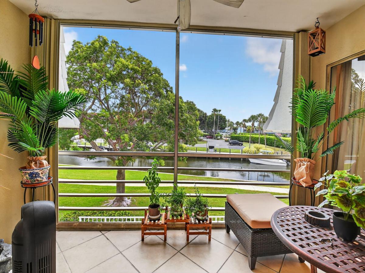 MLS #RX-11118095 image #0