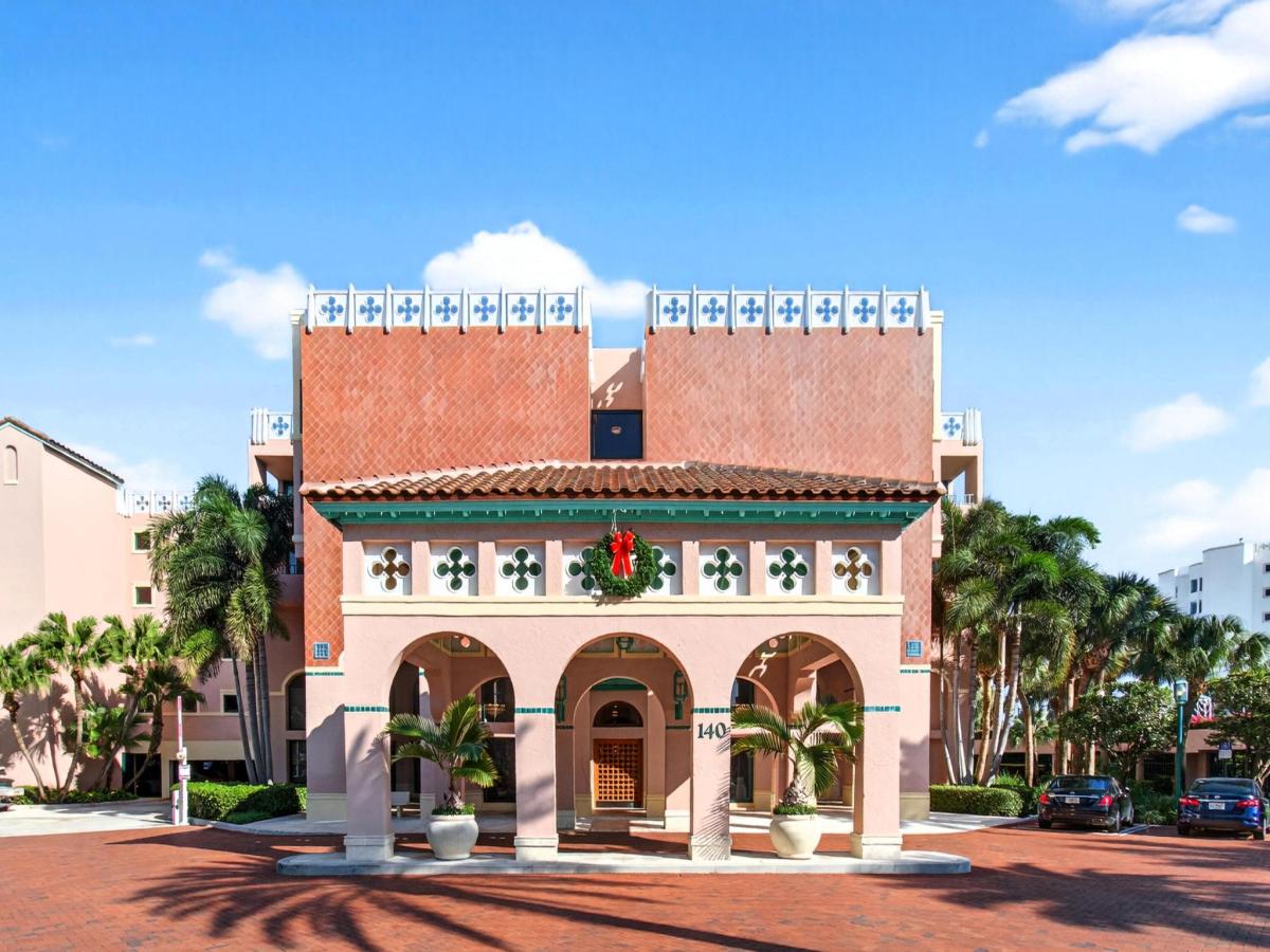 MLS #RX-11118654 image #0