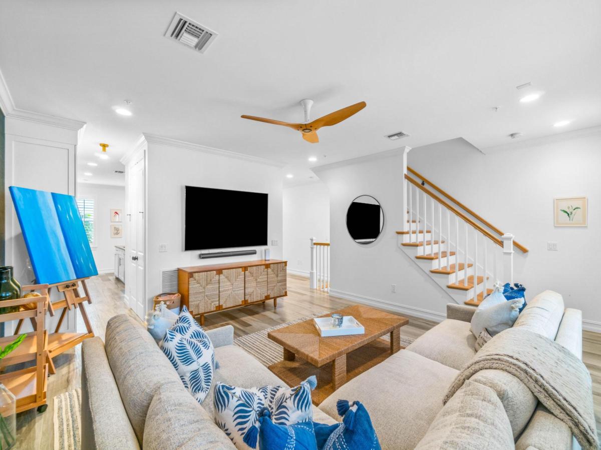 MLS #RX-11118845 image #0