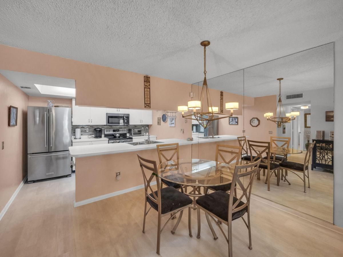 MLS #RX-11119136 image #0