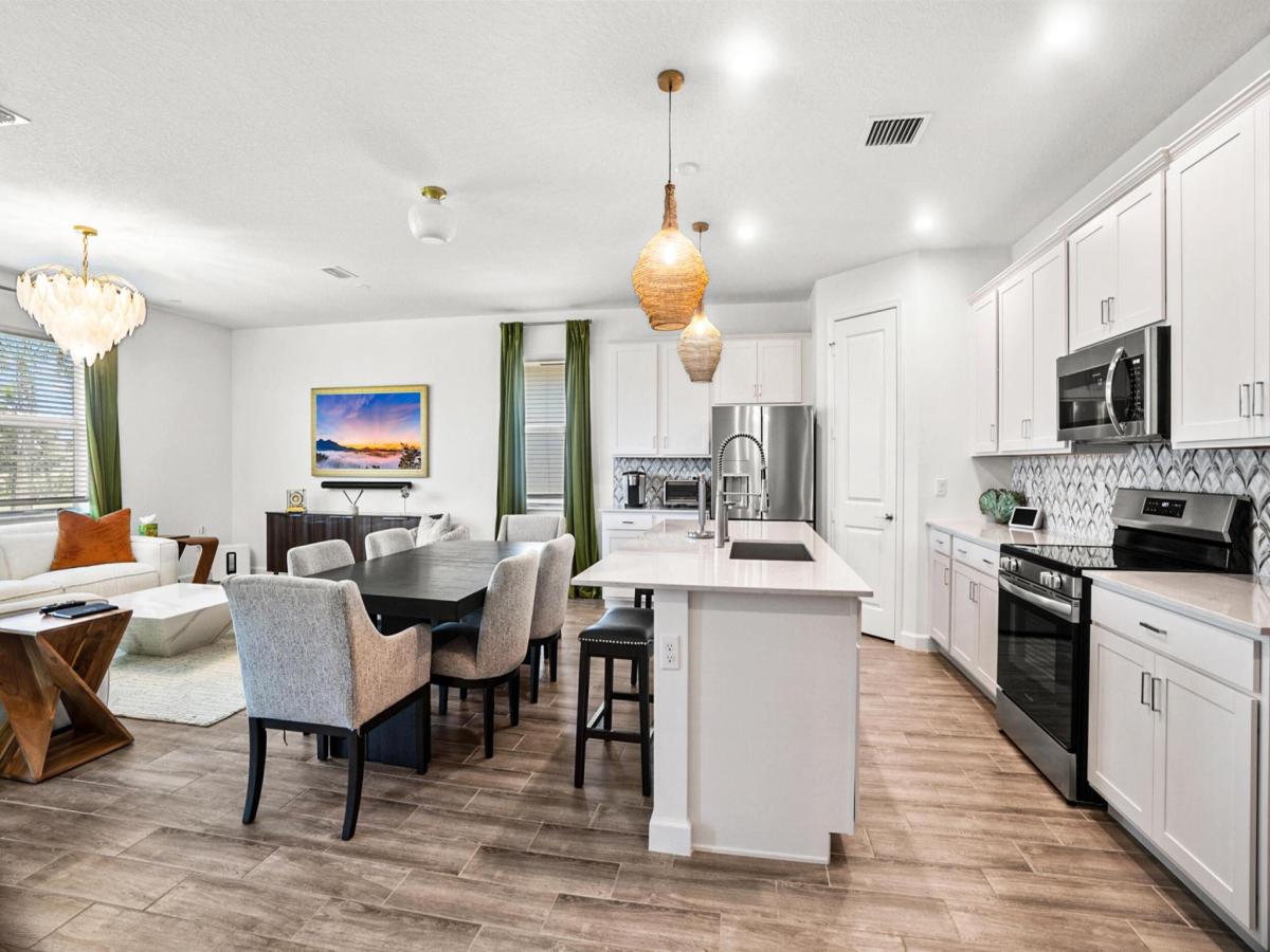 MLS #RX-11117516 image #0