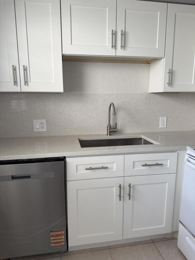 MLS #RX-11107319 image #0