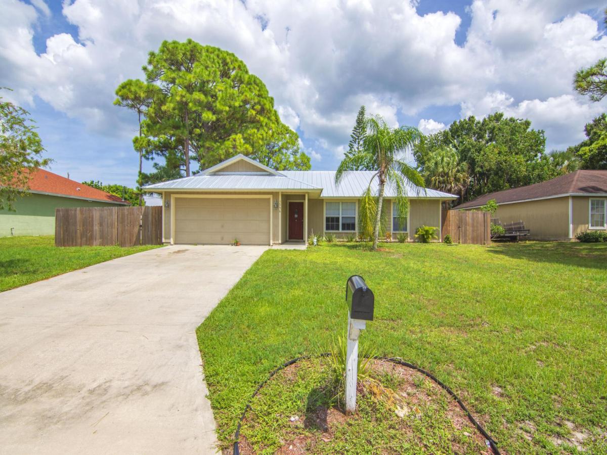 MLS #RX-11120078 image #0