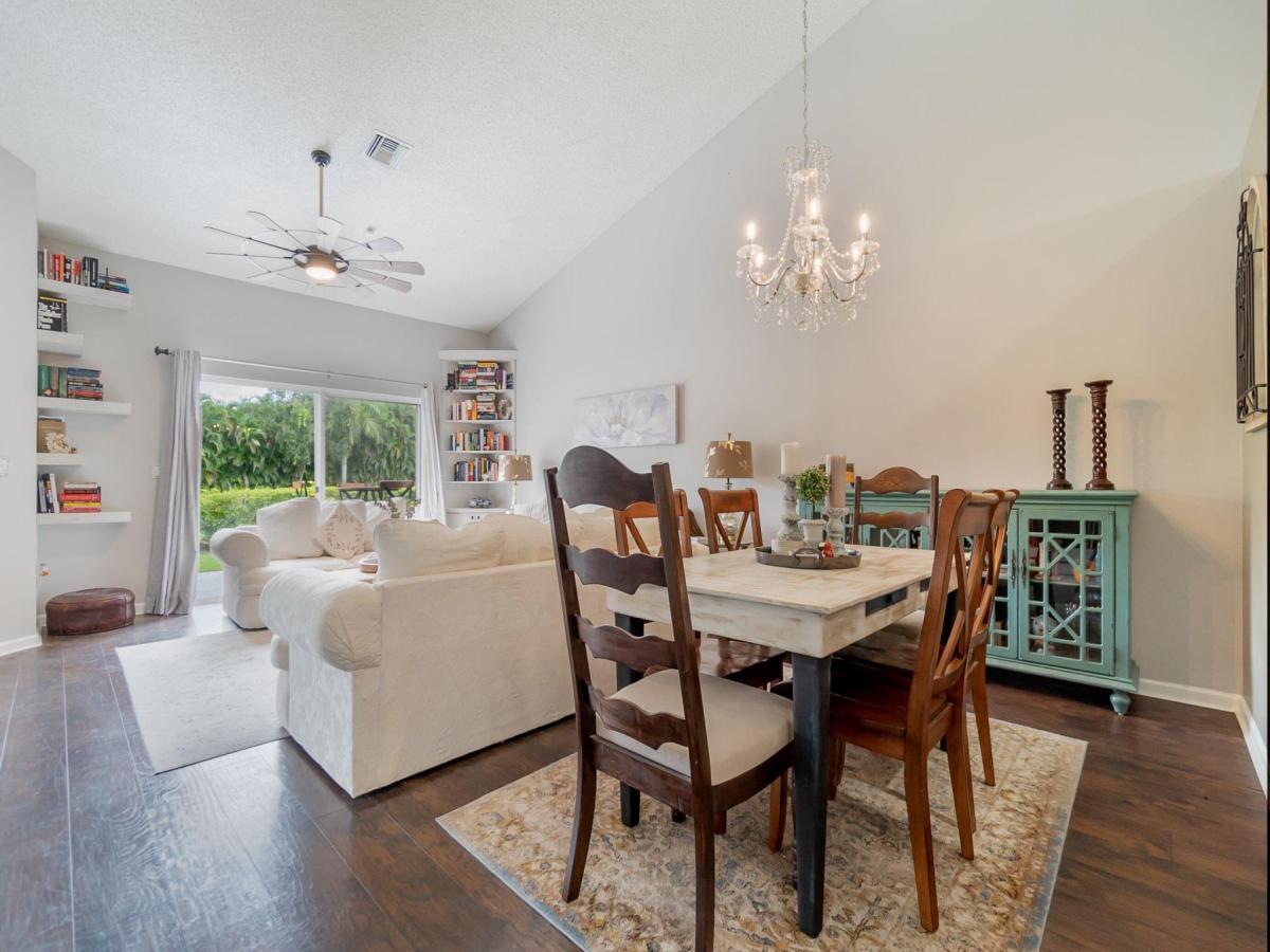 MLS #RX-11120308 image #0