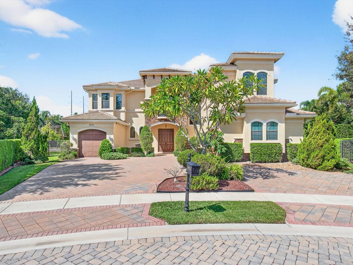 MLS #RX-11120512 image #0