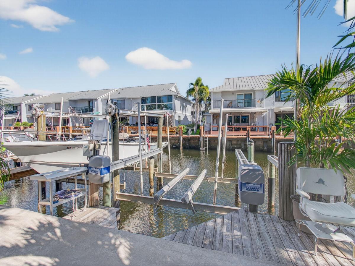 MLS #RX-11120741 image #0