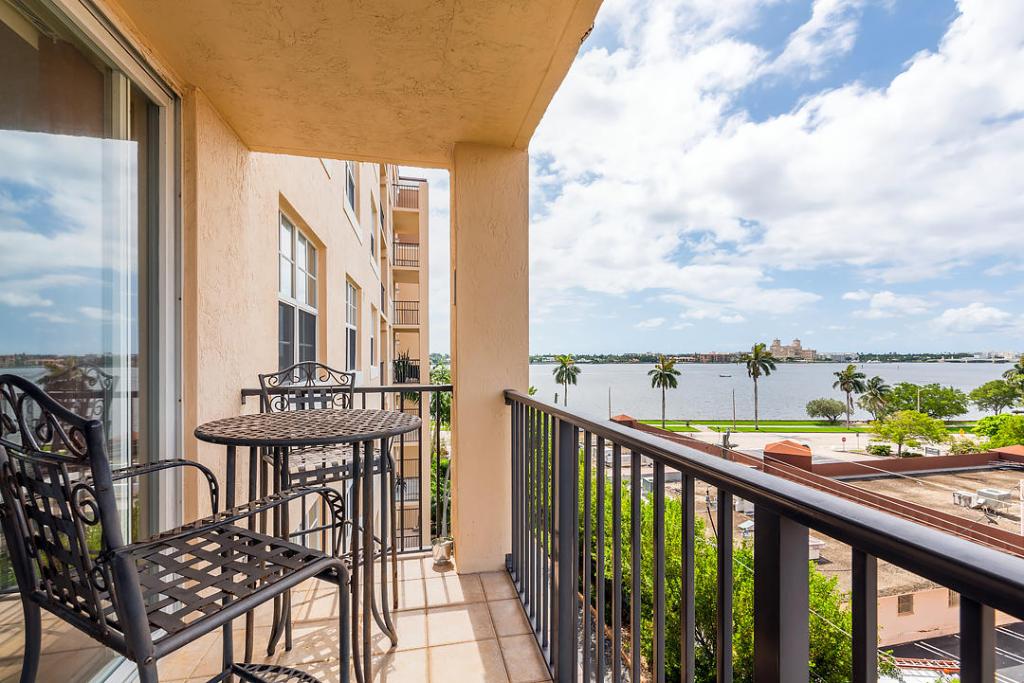 MLS #RX-11121021 image #0