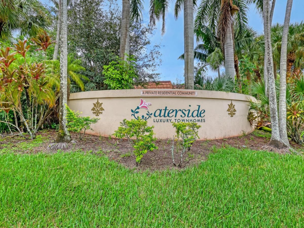 MLS #RX-11121243 image #0