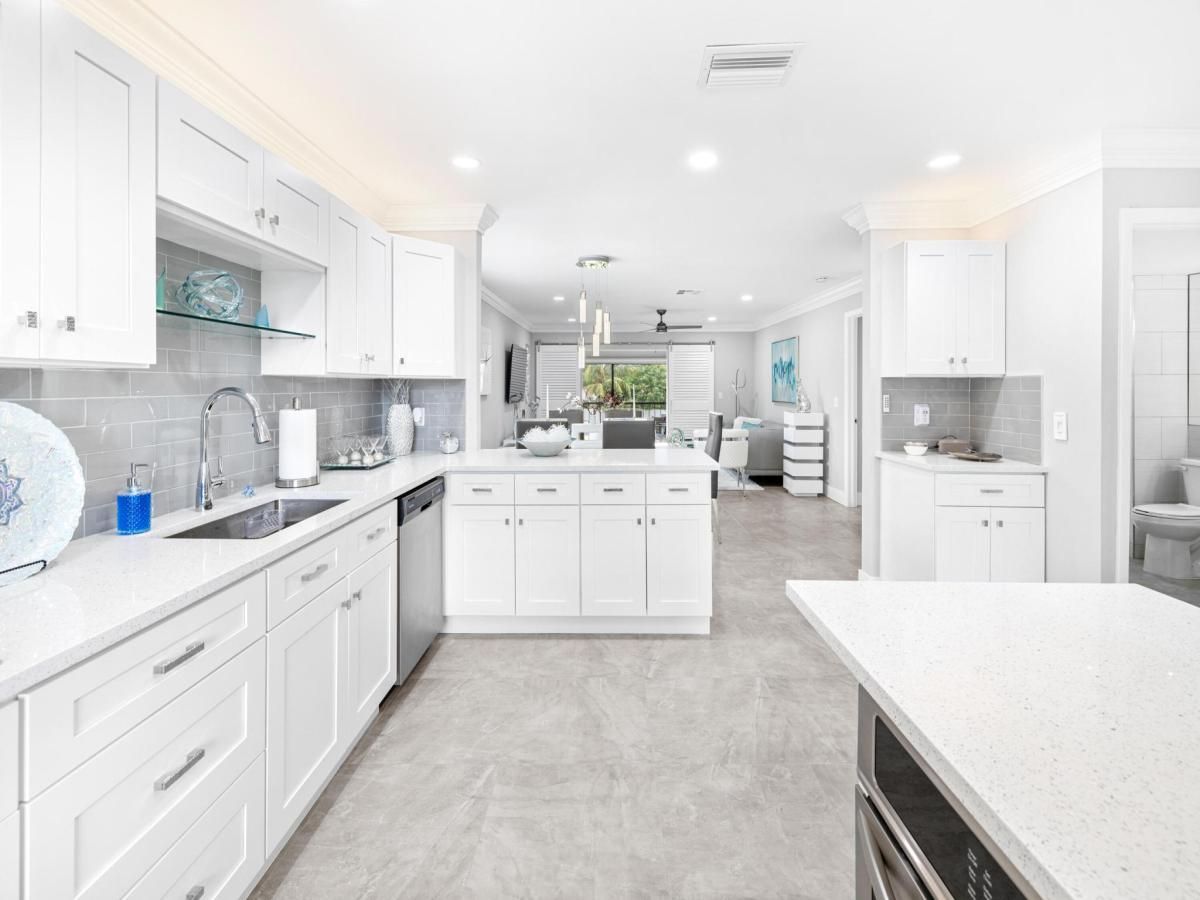 MLS #RX-11121995 image #0