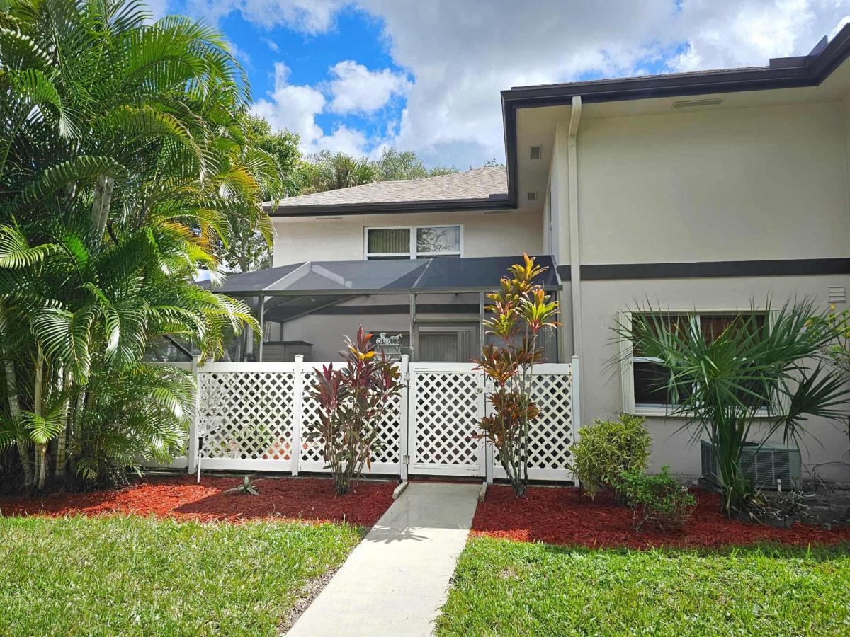 MLS #RX-11122209 image #0