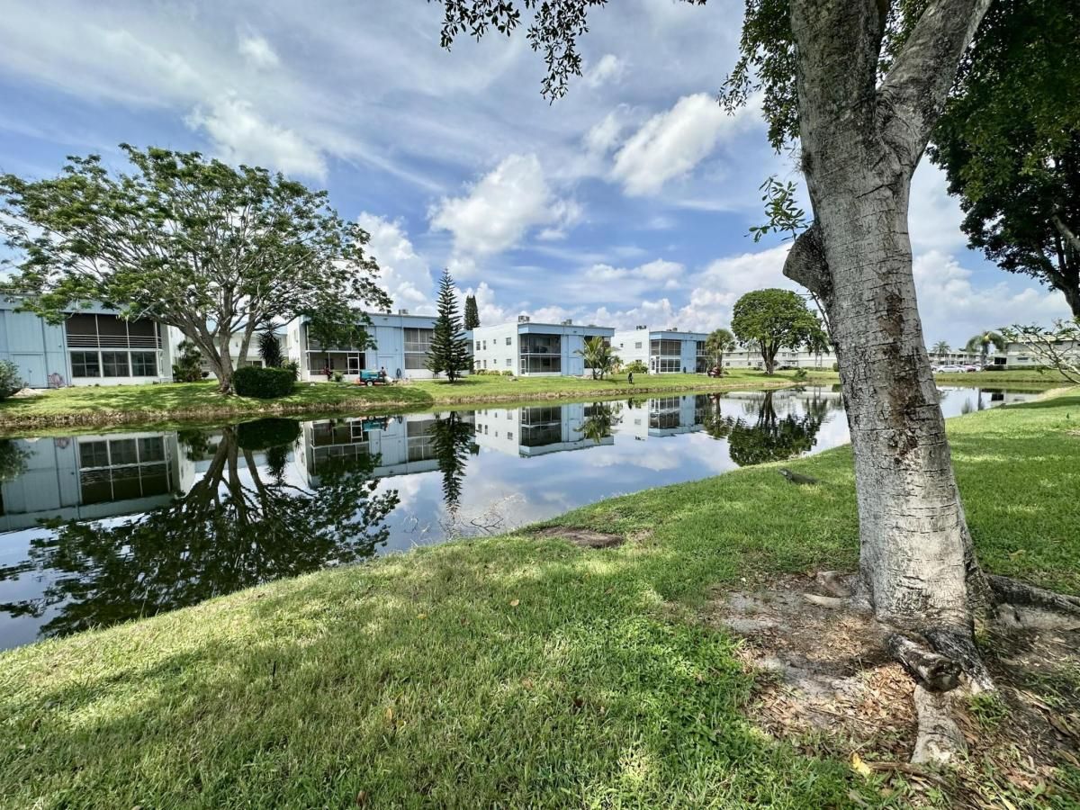 MLS #RX-11122263 image #0