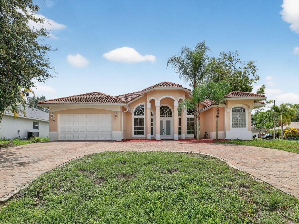 MLS #RX-11122428 image #0